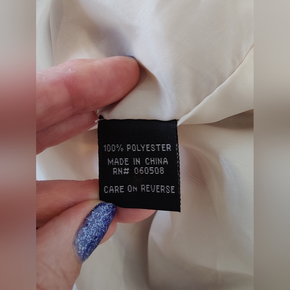 Angie sleeveless and hooded light Pink fuzzy vest with front zipper (Small) π©· - Picture 8 of 16